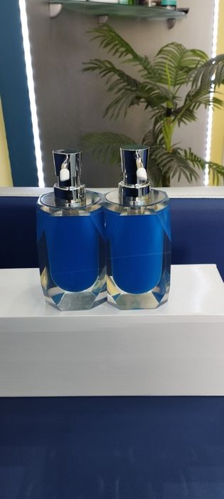 Conjunto de 2 doseadores de sabonete e loção