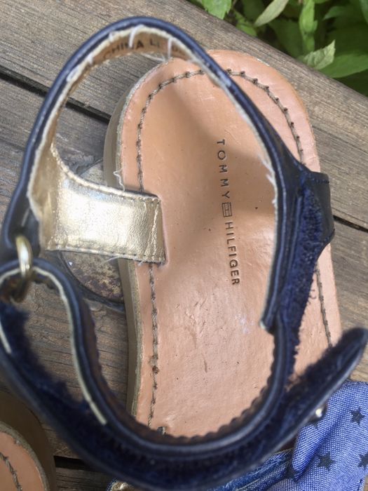Sandałki Tommy Hilfiger TH r.26 US 9