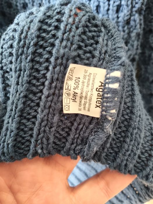 Granatowy sweter damski M