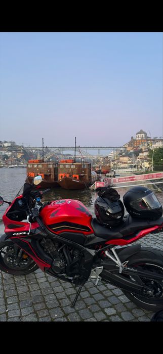 Honda CB650R Akrapovič