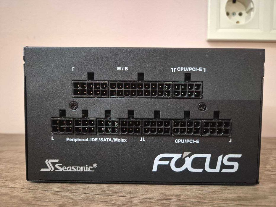 Блок питания живлення Seasonic FOCUS SSR-750PX 750W 80 PLUS Platinum