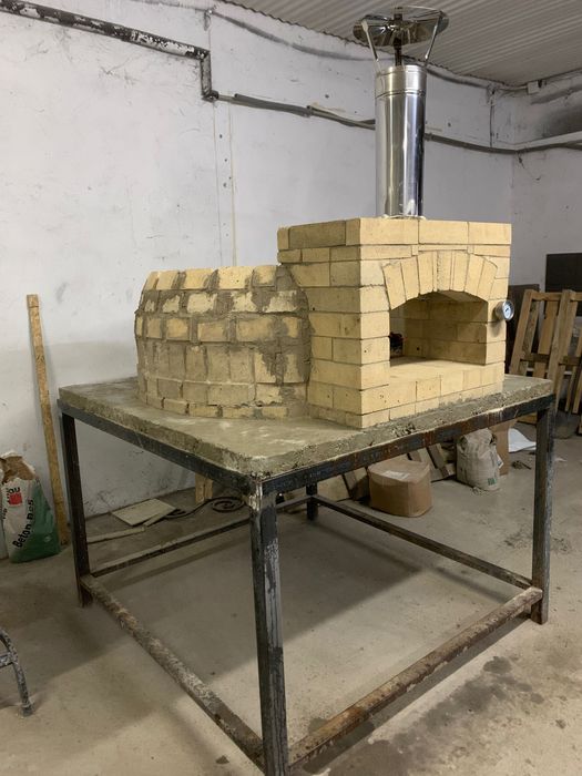 piec do pizzy opalany drewnem