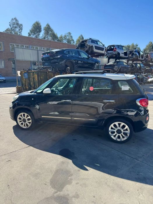 Para peças FIAT 500L (351_, 352_)