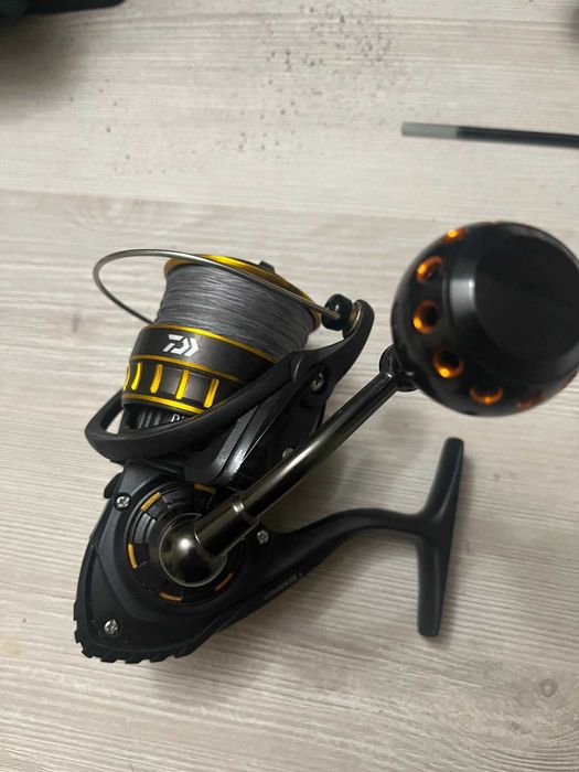 Vendo  carreto pesca Daiwa ,carpelan e seakenite
