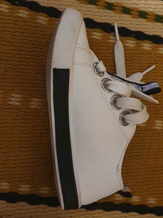 Buty białe dla dziewczynki, rozm. 25