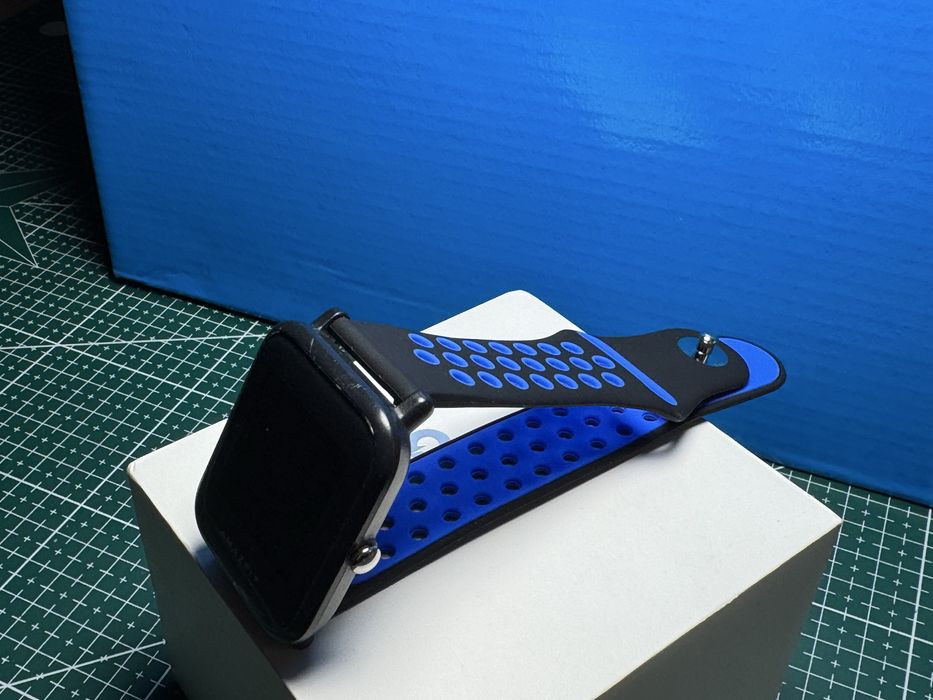 Amazfit Bip смарт часы