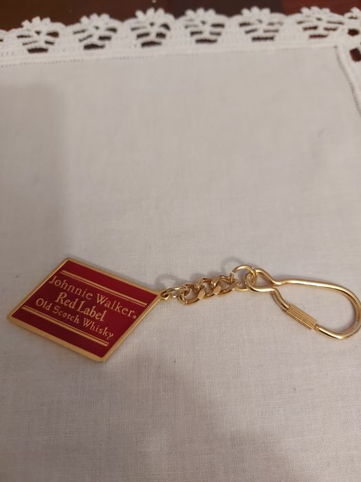 Porta-chaves da Johnnie Walker, Dourado e Bordeaux.