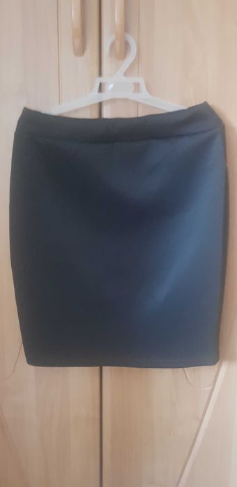 Krótka spódnica ołówkowa