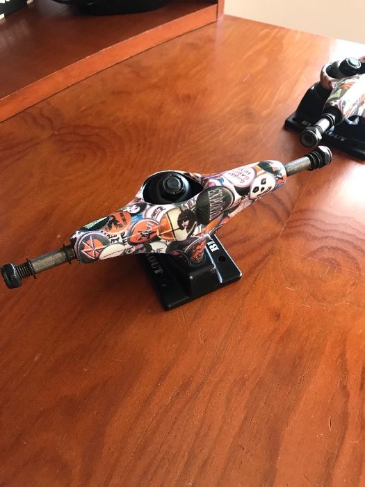 Trucks de skate Blackout NOVOS