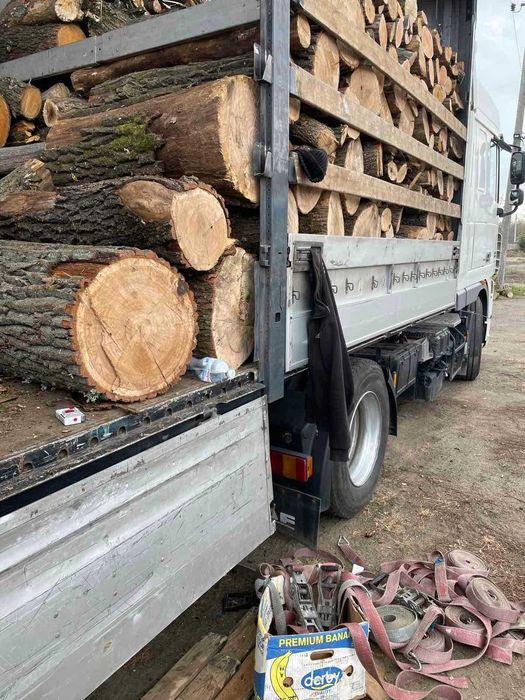 Дрова  метровые акация дуб покол для камина в Одессе