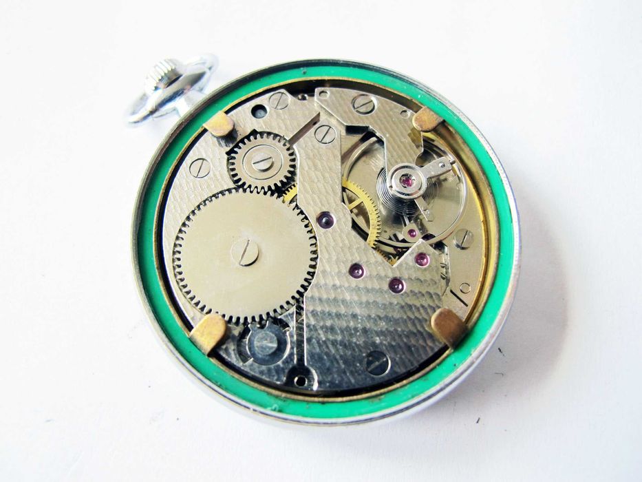 PILI.  Zegarek kieszonkowy.