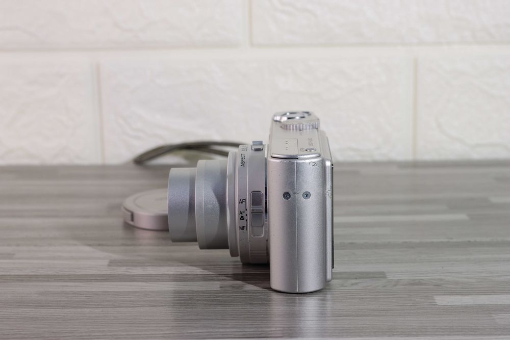 Aparat Leica D-Lux 2