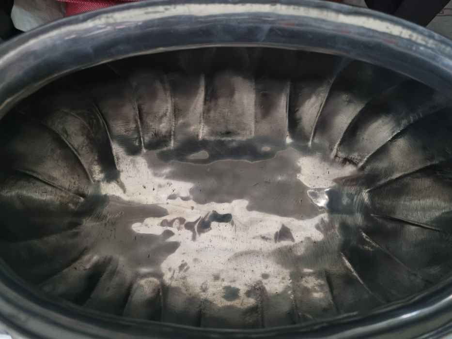 Terrina com tampa + travessa de estanho