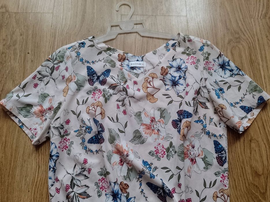 Bluzka damska wzorzasta