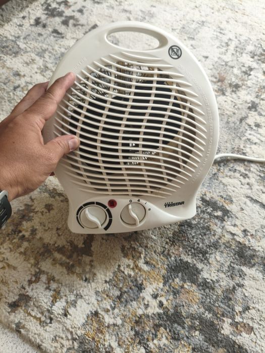 Aquecedor elétrico com exaustão e ventilação