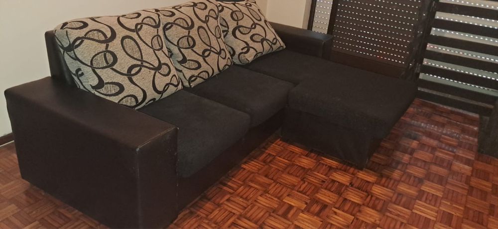 Sofa com chaise long