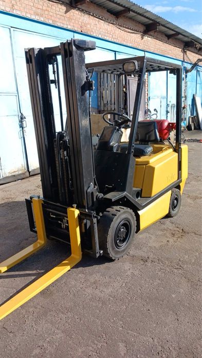 Навантажувач погрузчик  вилковий YALE, 2т, 4,5м