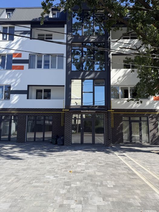 Продаж комерційного приміщення 280 кв.м