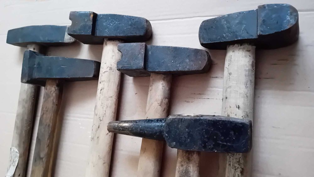 Młotki kowalskie.