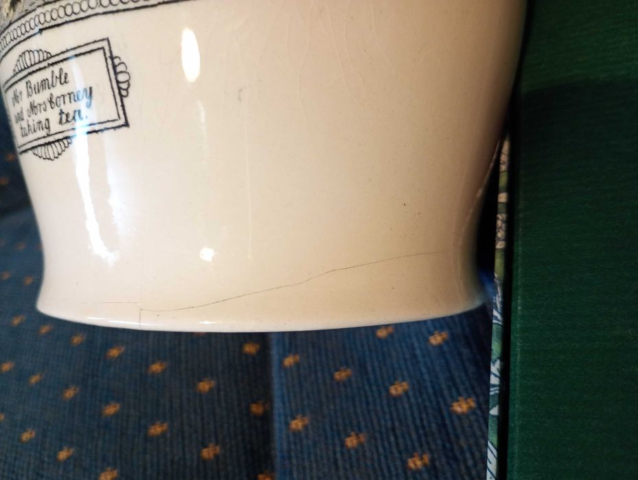 Kufel Tunstall "Dickens".