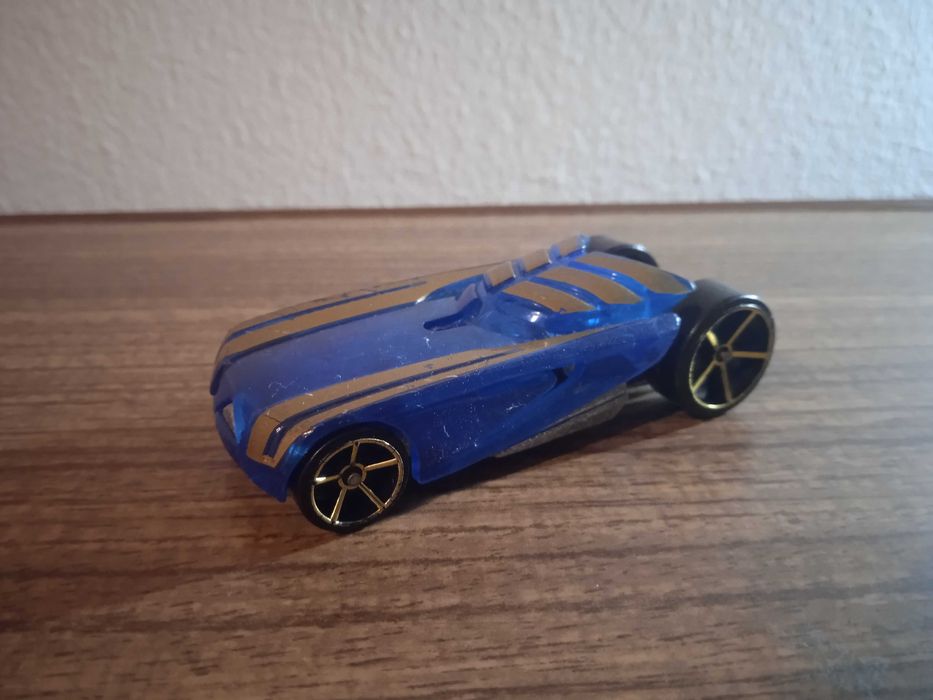 Hot Wheels Pharodox