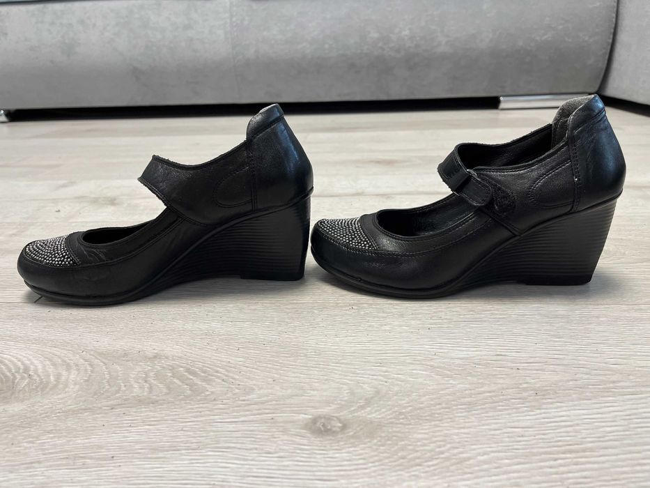 Взуття для весни-осені