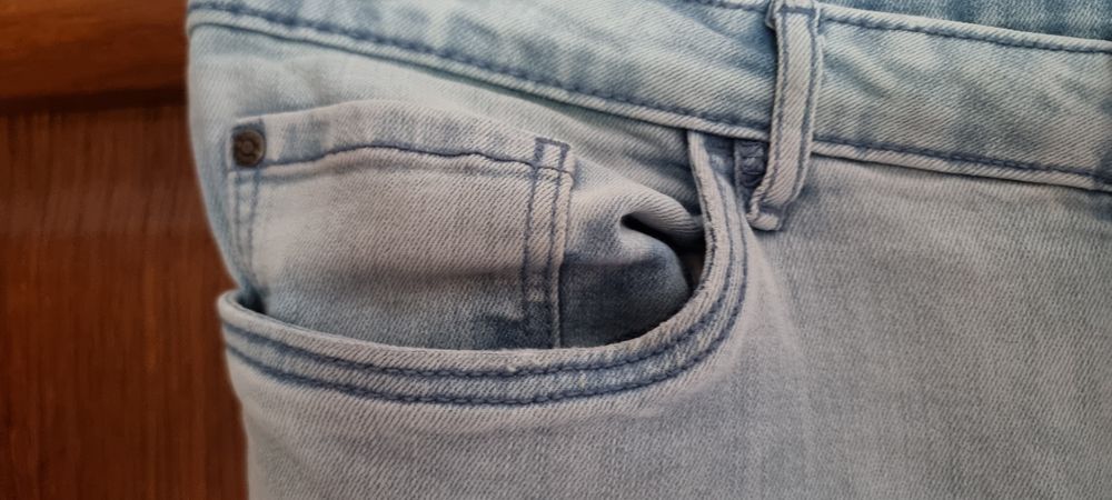 Damskie spodnie jeansowe rozm 40