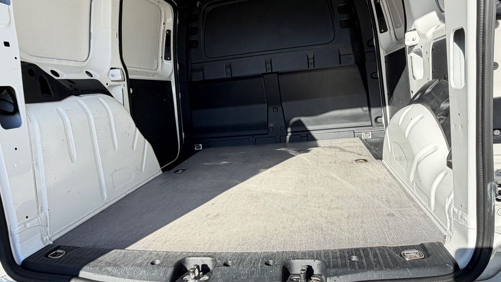 Volkswagen Caddy 2.0 TDI 122 KM automat