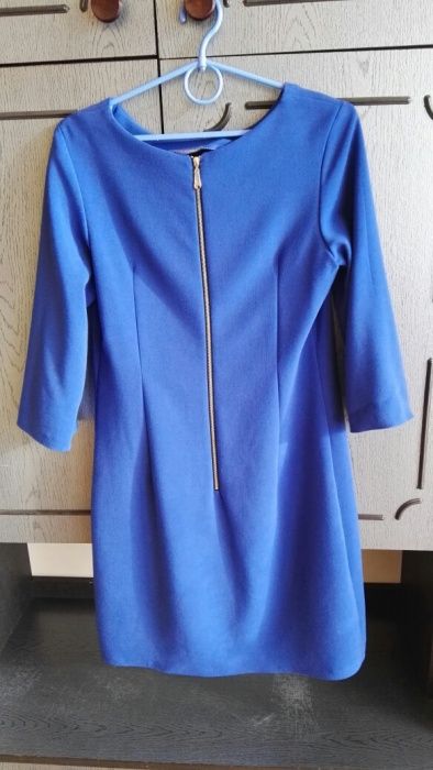 Chabrowa sukienka Ryłko 38