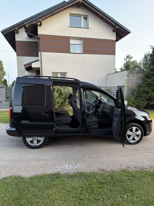 Vw Caddy 1.6 tdi 102km  DSG 5 osobowy 2010r