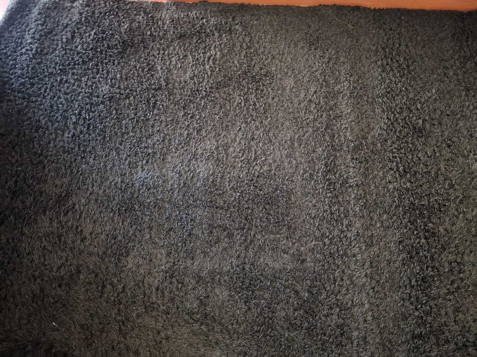 Tapete  preto 160x1.30cm