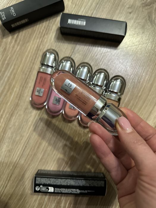 Блиск для губ kiko 3d hydra lipgloss оригінал