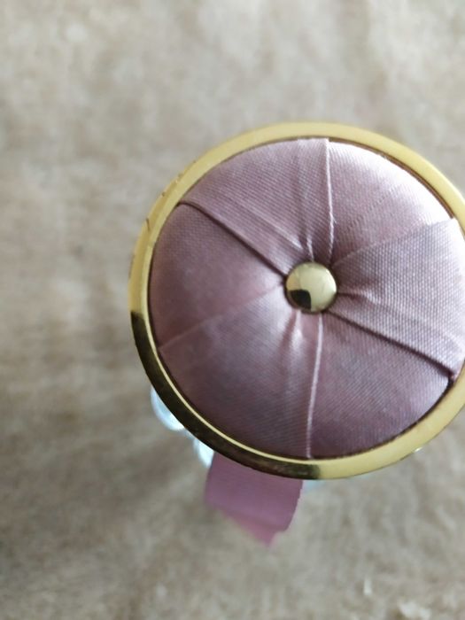 Flakonik po perfumach Artistry