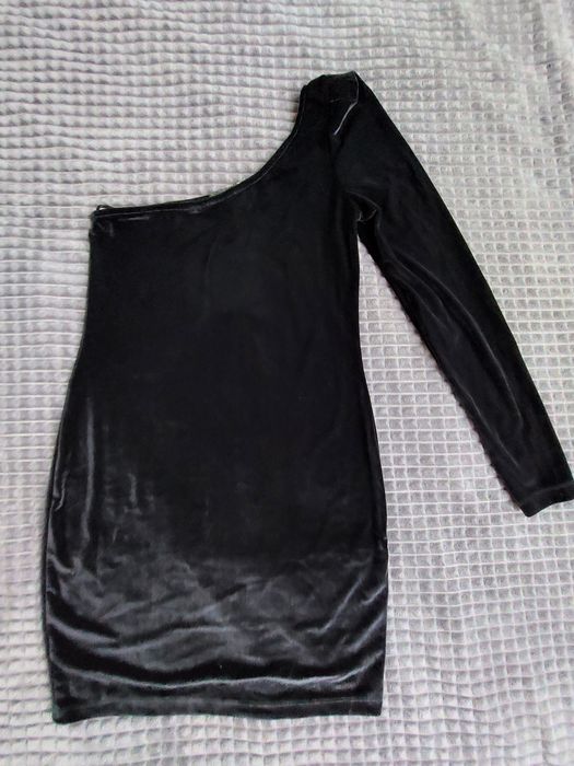 Sukienka Stradivarius L