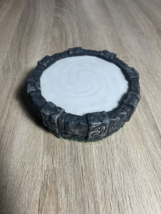 Skylanders Figures & Portal Bundle - Gaming Lot