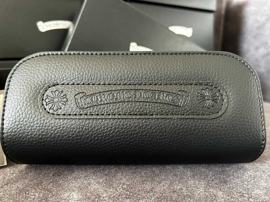 Futerał na okulary Chrome Hearts