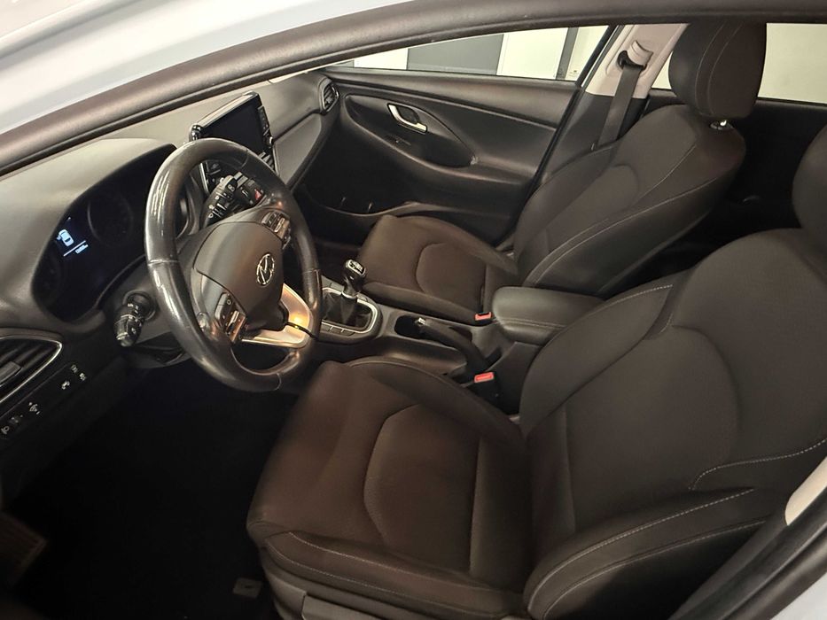 Hyundai i30 — fotografia 6