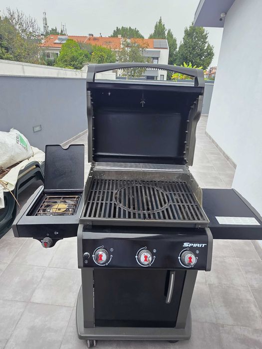 Weber Spirit e300