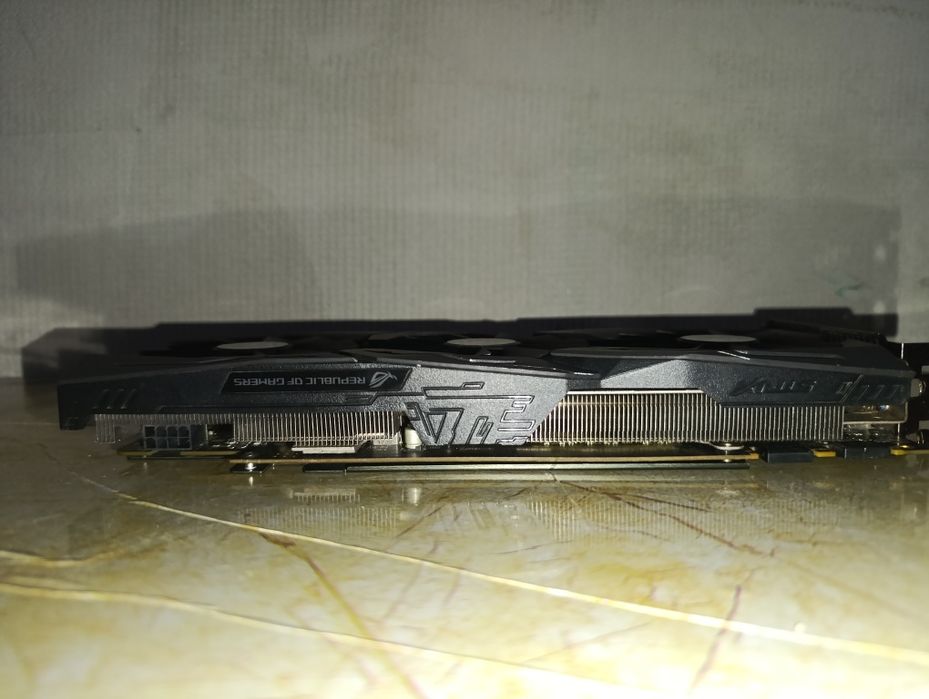 Asus Geforce Gtx 1070 Strix Rog