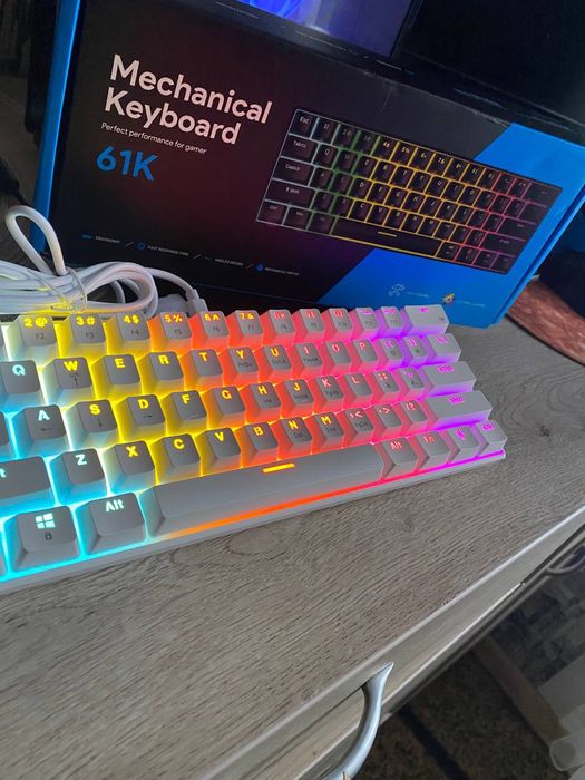 Клавиатура 60% механичиская red switch