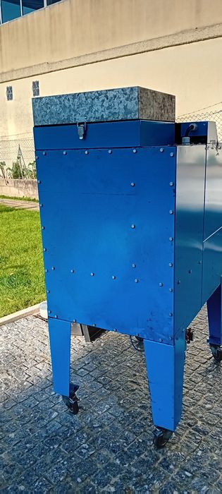 Maquina de limpeza de toners