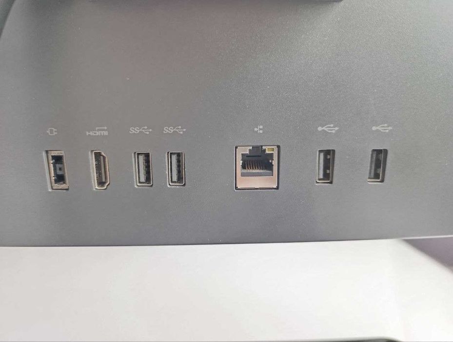 Моноблок Lenovo IdeaCentre AIO 3 22IAP7 / Pentium 8505 / 8GB / SSD 256GB (В пленках)