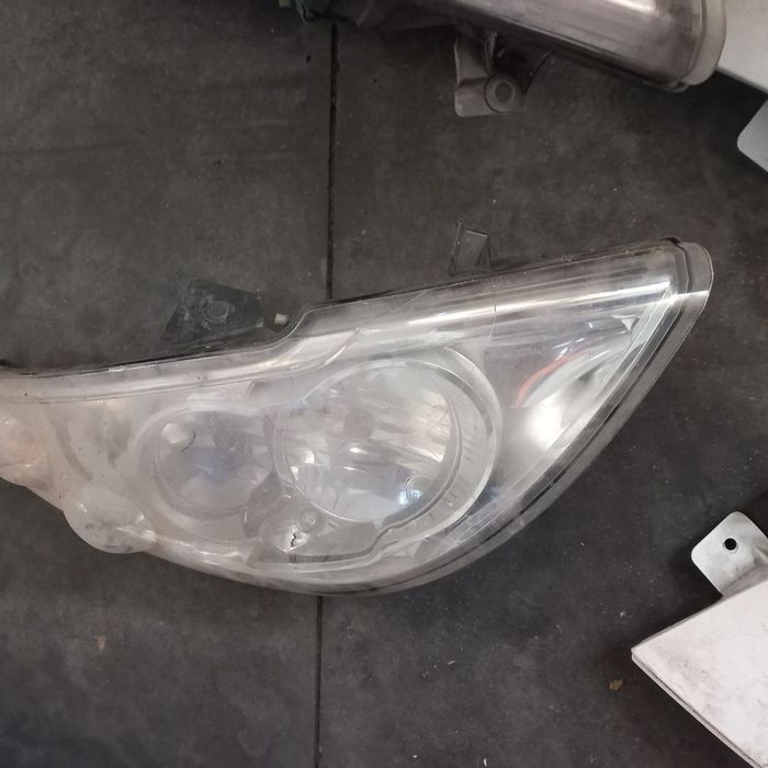 Farois e guarda lamas renault master 3