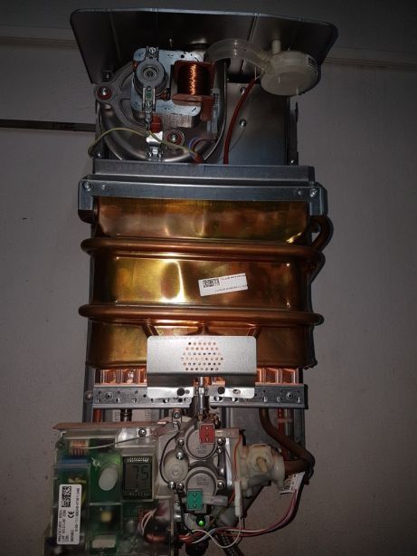 Avaria,Esquentador e caldeiras,Reparamos.peças ,caideiras,asistencia.o