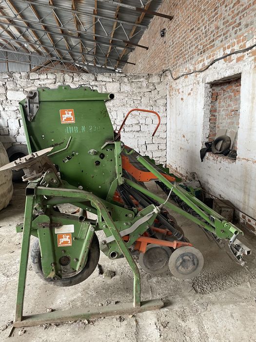 Посівний комплекс amazone AD303