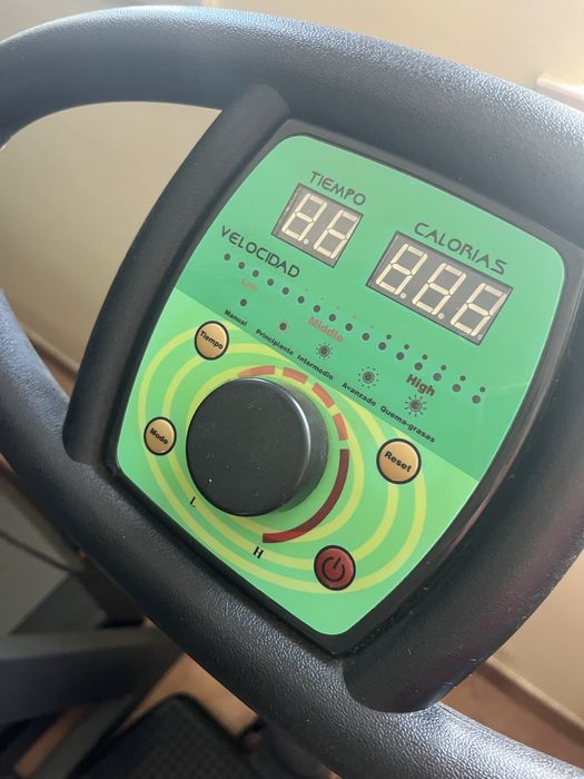 Maquina viproplate/ plataforma vibratoria