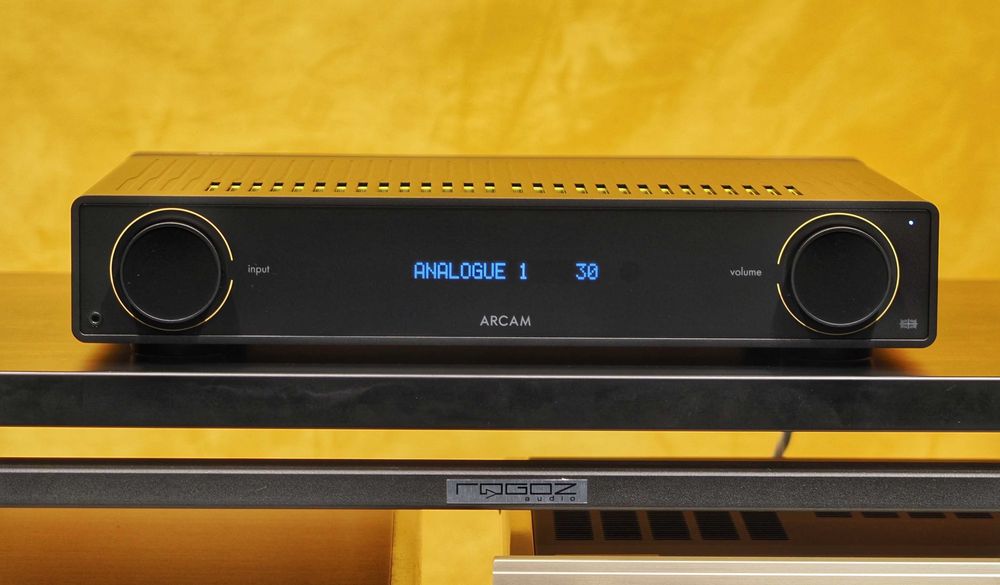 Arcam Radia A5+ wzmacniacz zintegrowany klasa AB DAC Bluetooth