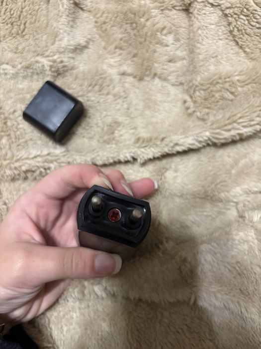 електричний масажер для обличчя