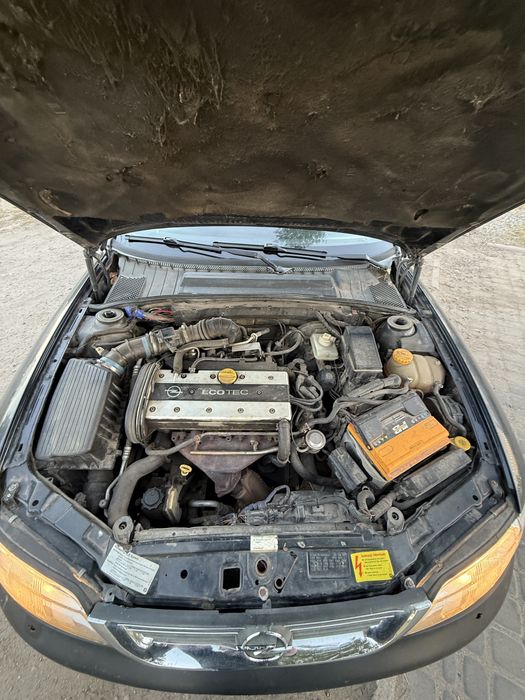 Opel Vectra b 1.8 бенз