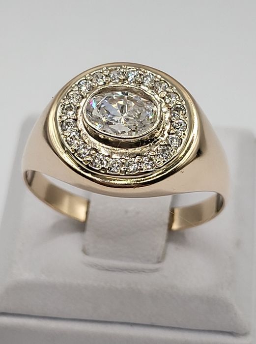 Золота каблучка 585